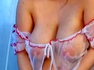 China Babe Sultry XXX Nippon Tub